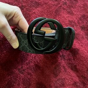 Authentic Men's Gucci Belt